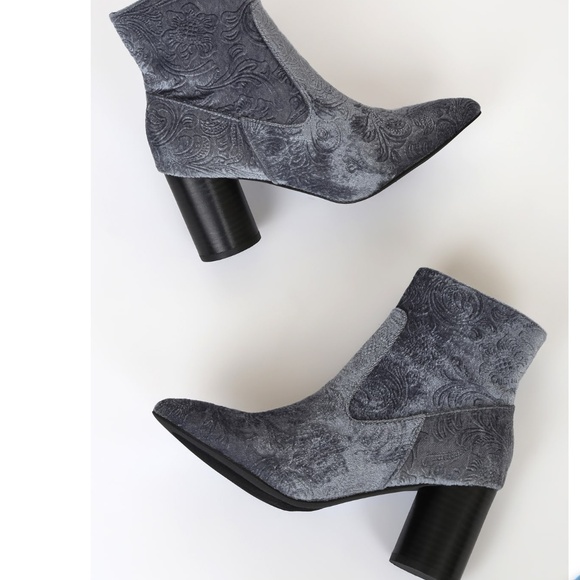 Women’s Alana by Matisse Gray Floral Jacquard Velvet Ankle Boots sz 7 - Picture 7 of 8